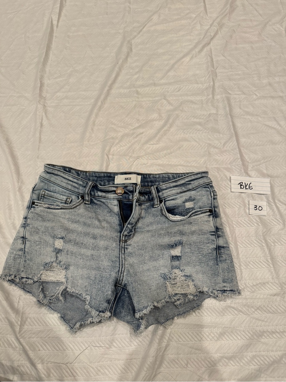 BKE Light Wash Distressed Denim Women's Shorts Payton Size 26
